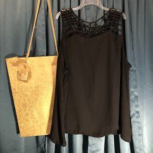 torrid Georgette Cage Black Top. (Torrid tub).